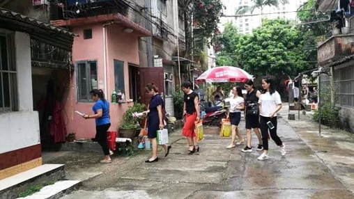 送真情，暖人心 | 百裕集團(tuán)國(guó)慶前走訪慰問(wèn)困難黨員群眾