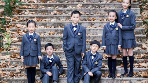 校服不美觀的問(wèn)題 可以“馬上就辦”